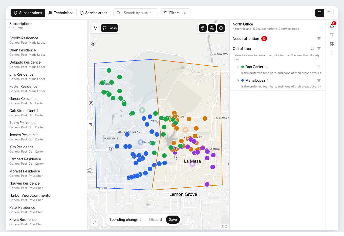 The PestRouting configuration page with subscriptions in focus: a list of 107 of 130 customers on the left, Select and Lasso tools in the corner of the map, and a bar at the foot reading one pending change with Discard and Save.